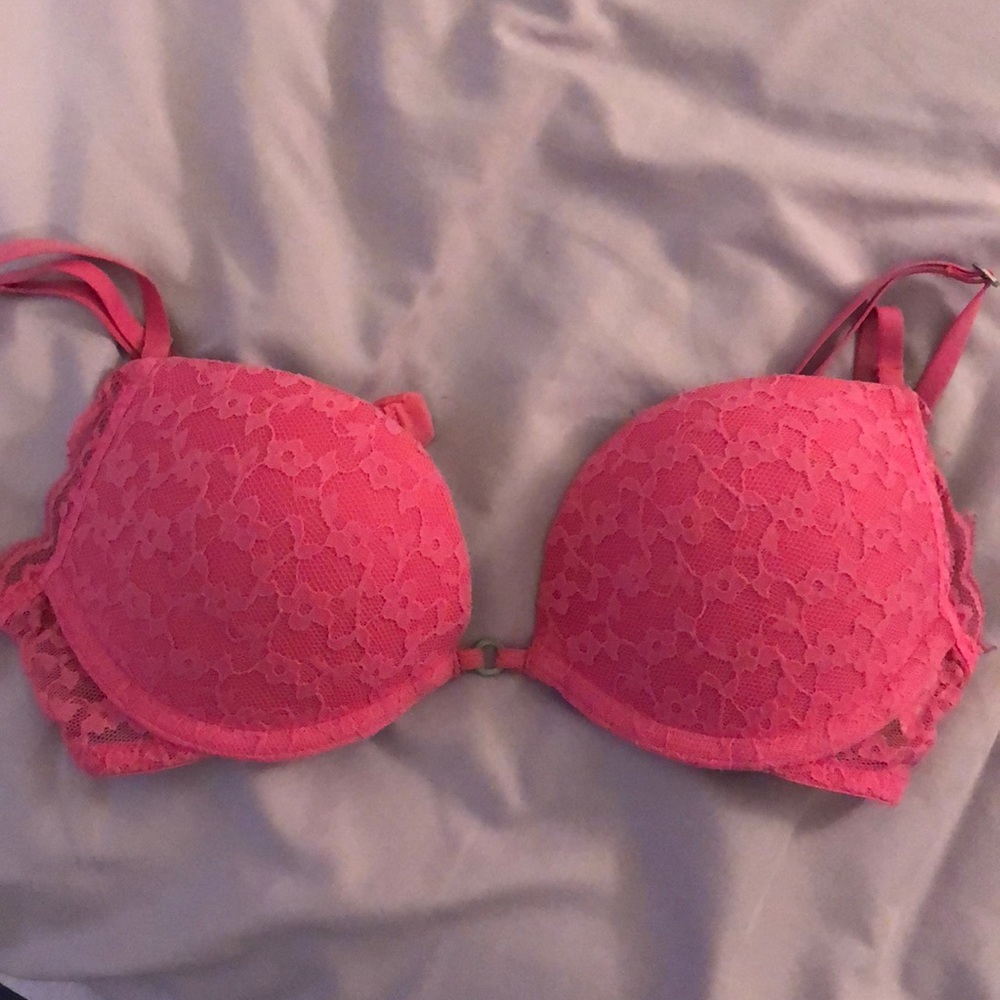 Gilly Hicks push up bra 34A